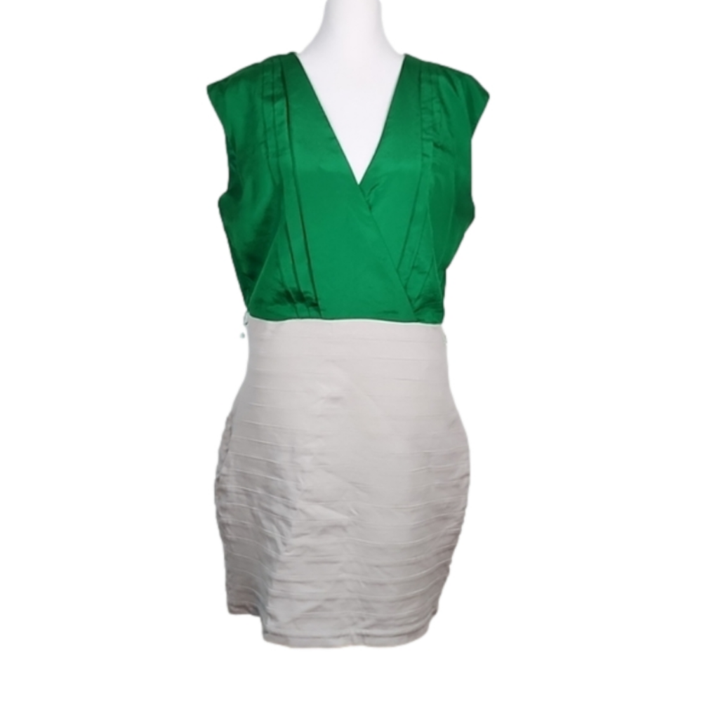 ♥️EXPRÉSS dress size L Add a touch of sophistication to your work wardrobe